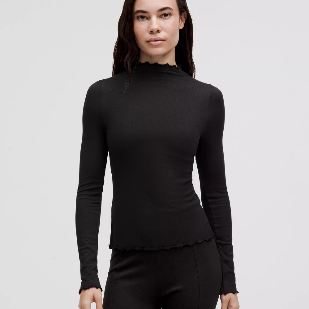 lululemln Hold Tight Lettuce-Edge Turtleneck